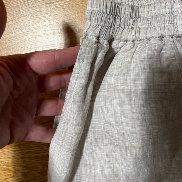 UC- POETRY CROPPED TROUSERS
Garment-dyed linen - Picture 4 of 7